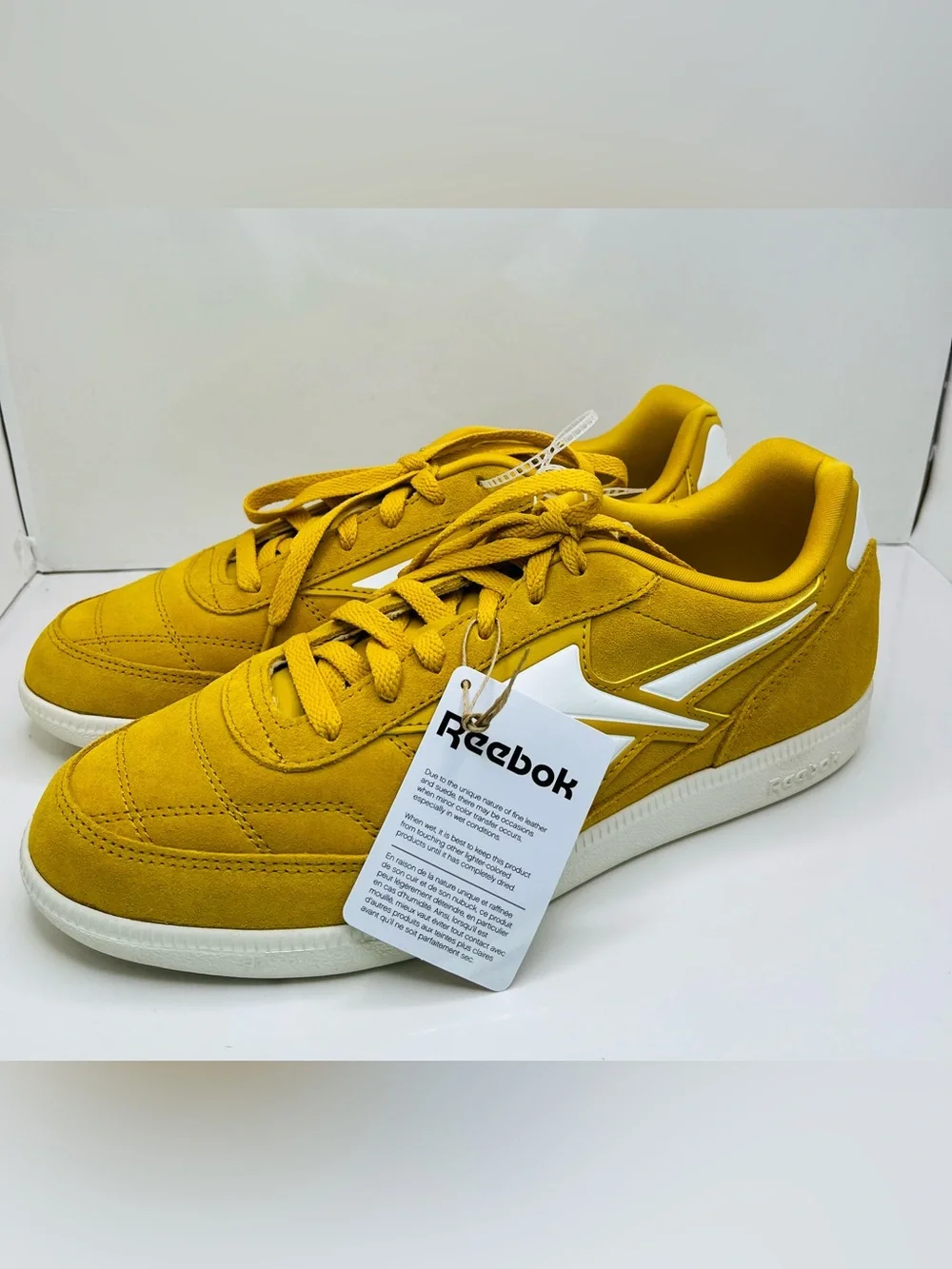 Reebok Classic AZ Suede Leather Yellow Mustard Shoes Men's size 10 NWT Rare!